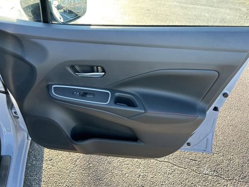 New 2025 Nissan Versa SR w/ Trunk Package image 33