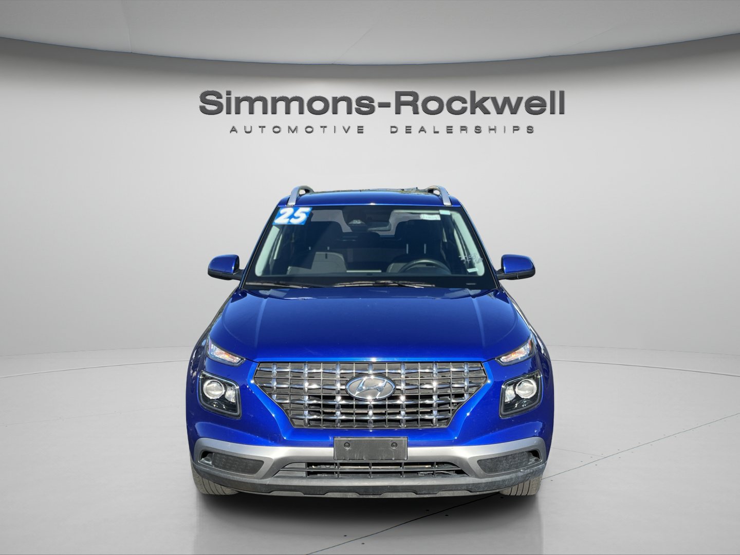 Used 2025 Hyundai Venue SEL FWD image 8