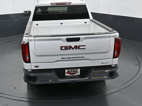 Used 2025 GMC Sierra 1500 SLT image 31