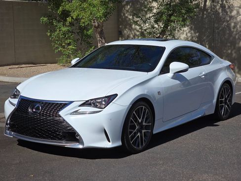 Used 2016 Lexus RC 200t RWD image 6