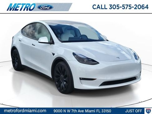Used 2022 Tesla Model Y Performance image 1