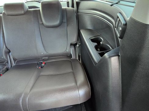 Used 2018 Honda Odyssey Touring image 25