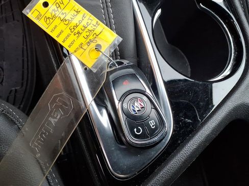 Used 2023 Buick Encore GX Select image 30