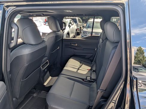 Certified 2025 Lexus GX 550 w/ Accessory Package (2T) AWD/4WD image 16