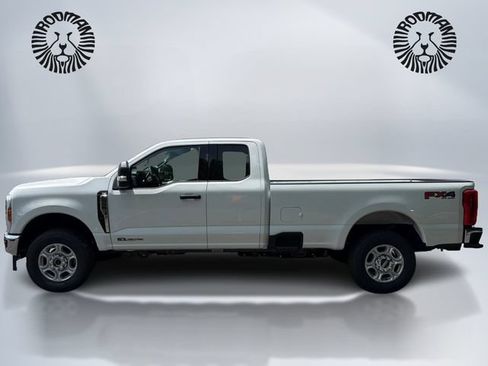 New 2026 Ford F250 XLT w/ FX4 Off-Road Package AWD/4WD image 10