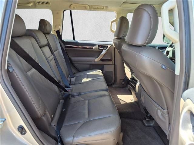 Used 2015 Lexus GX 460 w/ Premium Package AWD/4WD image 20