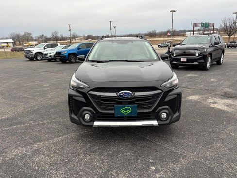 Used 2023 Subaru Outback Limited image 8