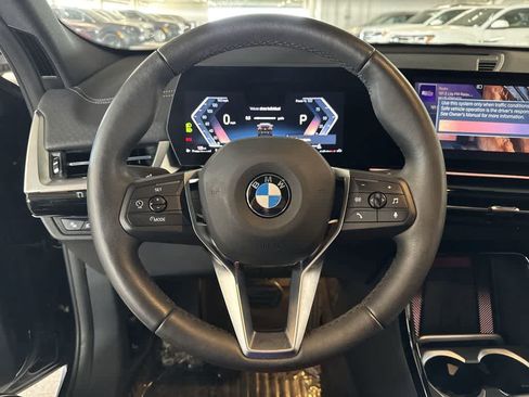 Used 2025 BMW X2 xDrive28i AWD/4WD image 14