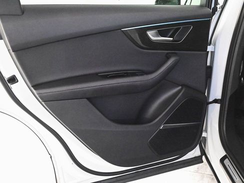 Used 2024 Audi Q7 3.0T Premium Plus image 11