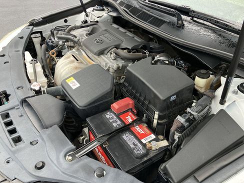 Used 2017 Toyota Camry XLE image 31