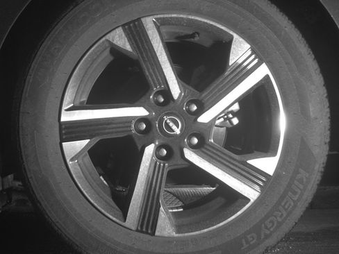 Used 2025 Nissan Sentra SV image 14