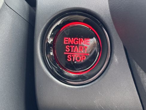 Certified 2026 Honda HR-V Sport image 23
