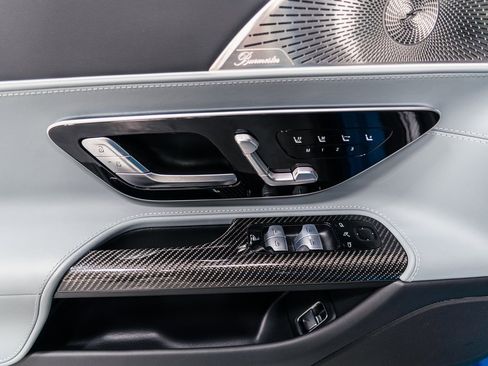 Used 2024 Mercedes-Benz SL 55 AMG 4MATIC image 5