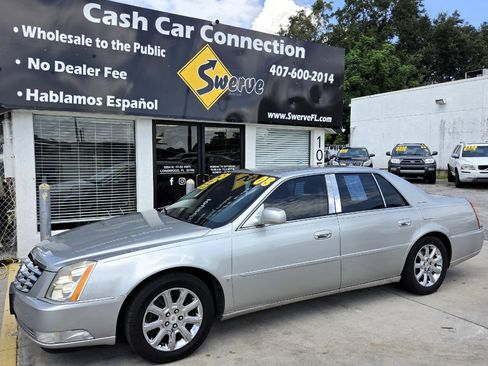 Used 2008 Cadillac DTS FWD image 10