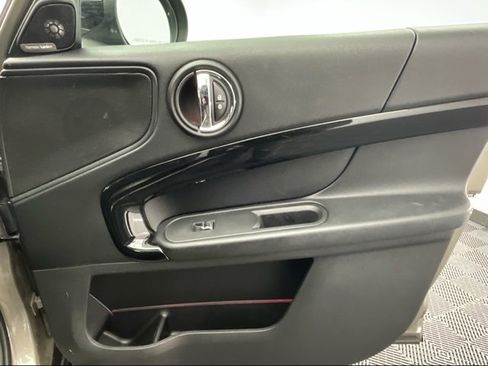 Used 2020 MINI Cooper Countryman S w/ Premium Package image 13