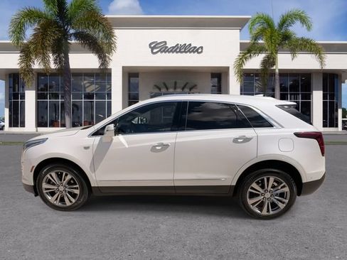 Certified 2024 Cadillac XT5 Premium Luxury w/ Technology Package FWD image 8