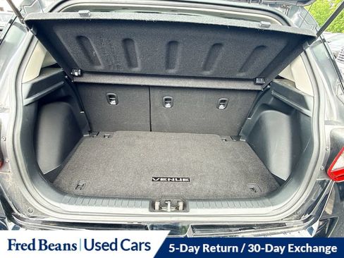 Used 2023 Hyundai Venue SEL FWD image 33