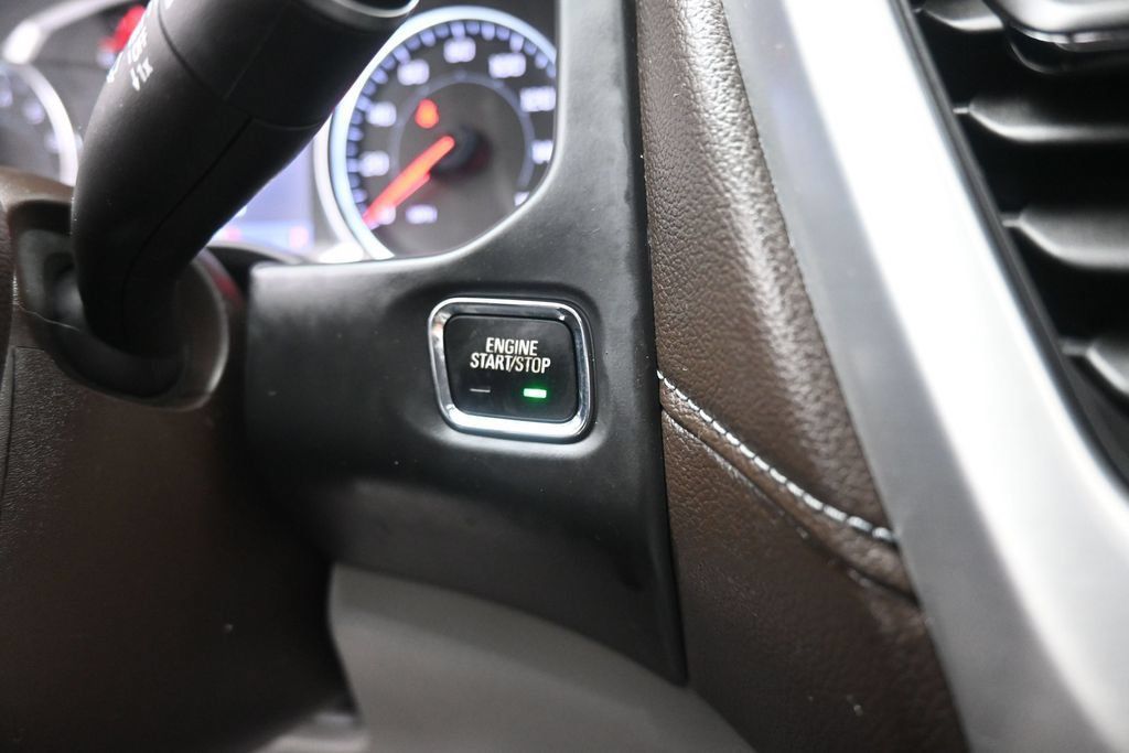Used 2020 GMC Acadia SLT w/ Trailering Package FWD image 26