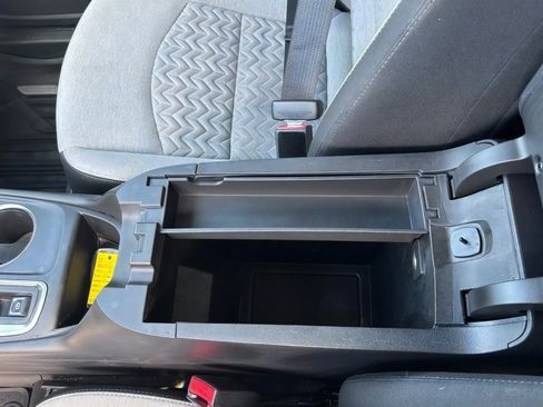 Used 2023 Chevrolet Equinox LS w/ LS Convenience Package FWD image 18