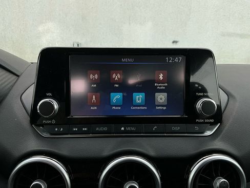 Used 2025 Nissan Sentra S image 26