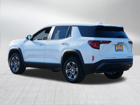 Used 2025 GMC Terrain Elevation image 5