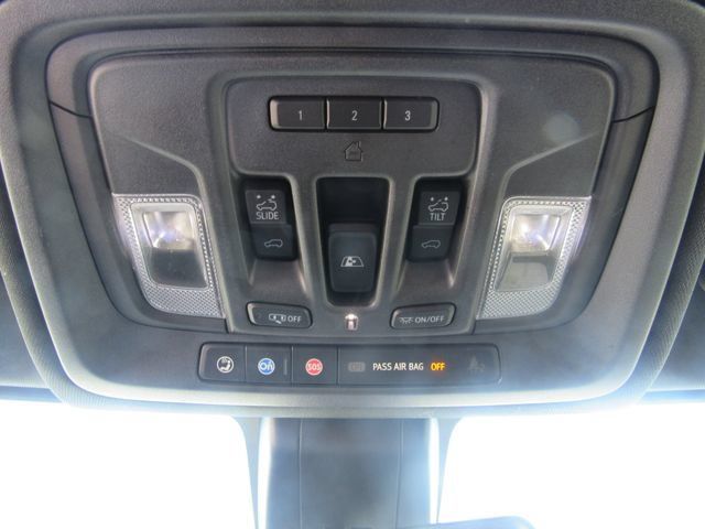 Certified 2022 GMC Sierra 3500 AT4 w/ AT4 Preferred Package AWD/4WD image 18