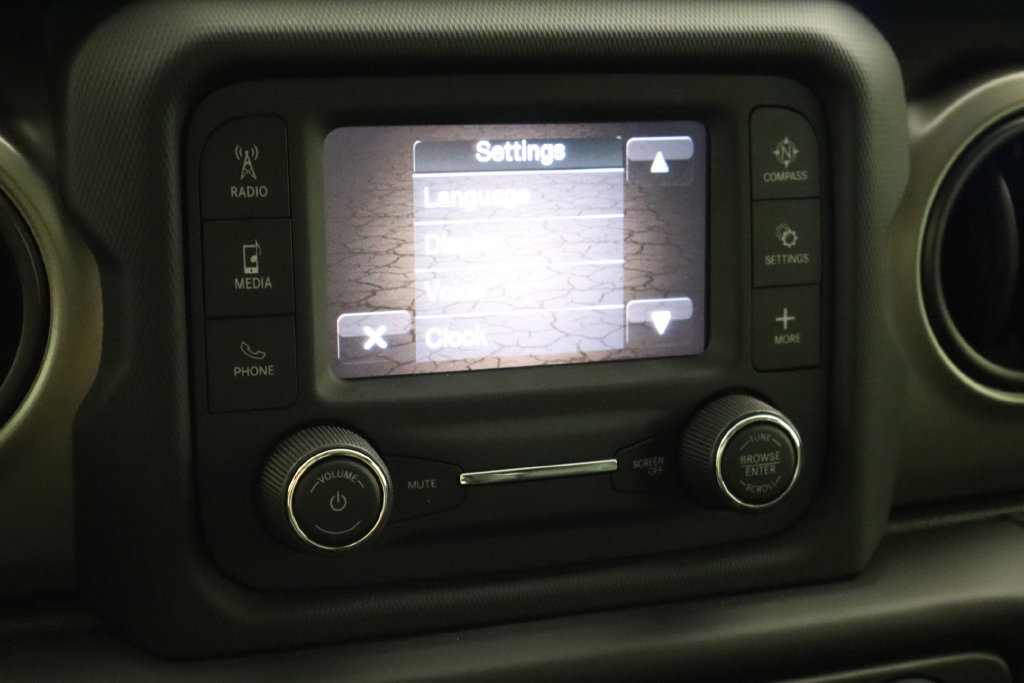 Used 2021 Jeep Gladiator Sport AWD/4WD image 25