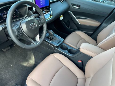 New 2026 Toyota Corolla Cross XLE image 12