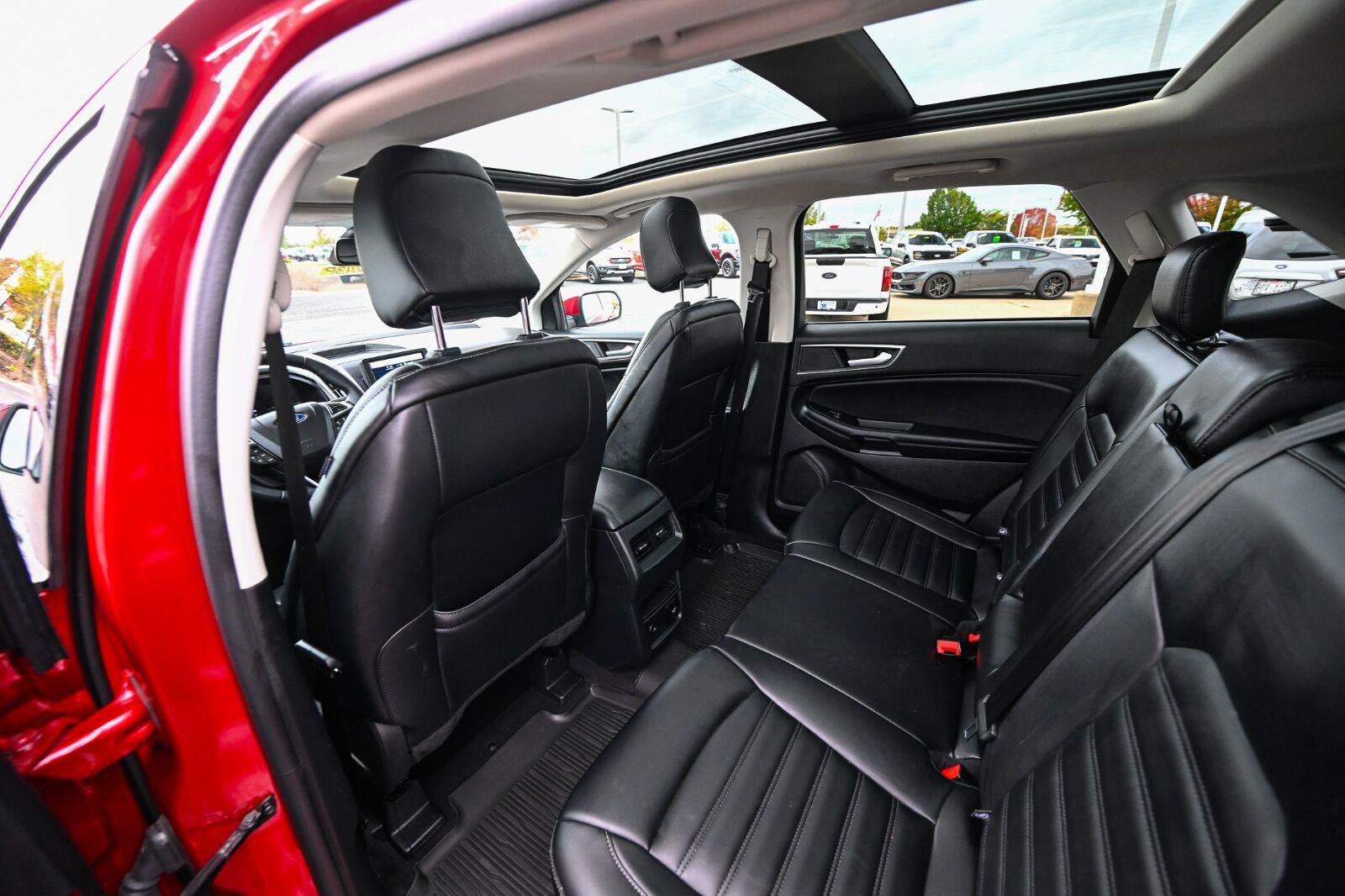 Used 2024 Ford Edge SEL w/ Convenience Package AWD/4WD image 23