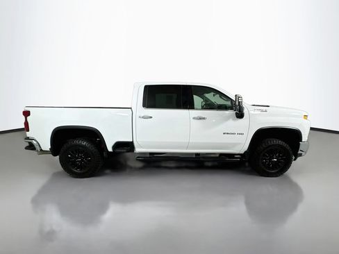 Used 2021 Chevrolet Silverado 2500 LTZ w/ Z71 Off-Road Package AWD/4WD image 9