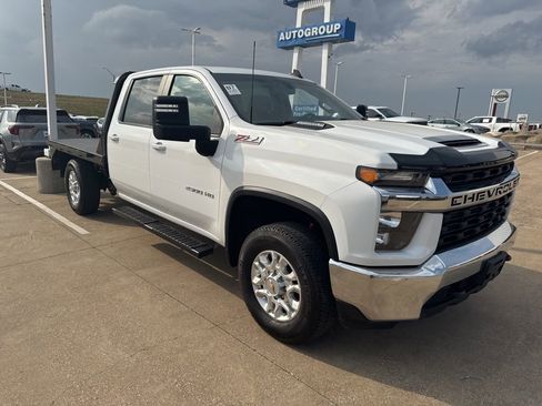 Used 2023 Chevrolet Silverado 2500 LT image 7