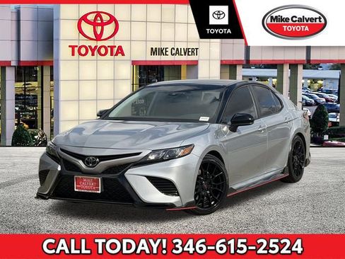 Used 2020 Toyota Camry TRD FWD image 1