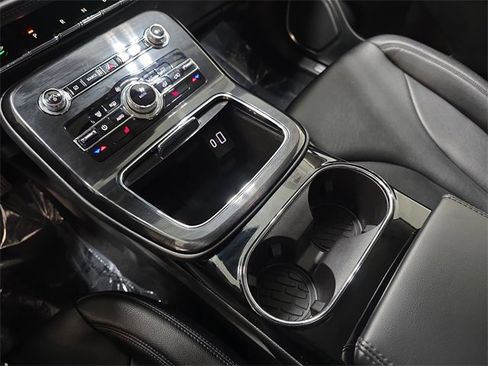 Used 2023 Lincoln Nautilus Standard image 22