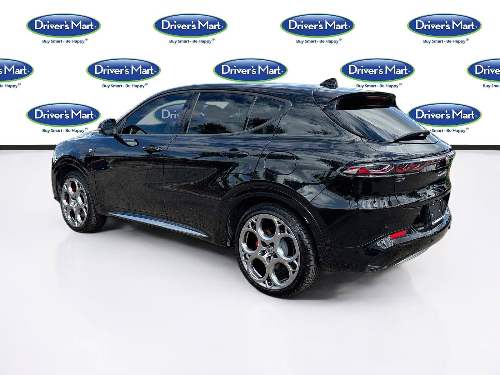 Used 2024 Alfa Romeo Tonale Ti AWD/4WD image 5
