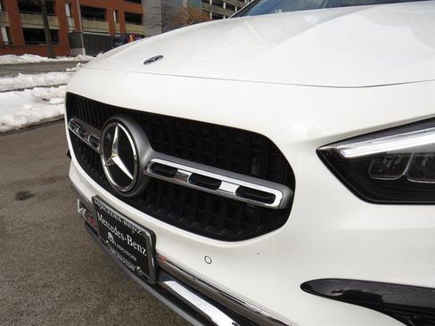 Used 2025 Mercedes-Benz GLA 250 4MATIC image 24