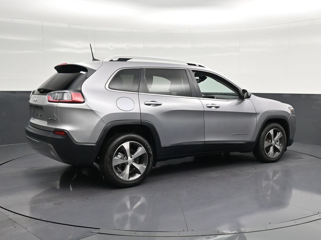 Used 2020 Jeep Cherokee Limited FWD image 3