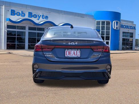 Used 2023 Kia Forte GT-Line image 4