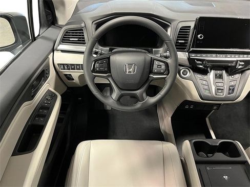 New 2026 Honda Odyssey EX-L image 16