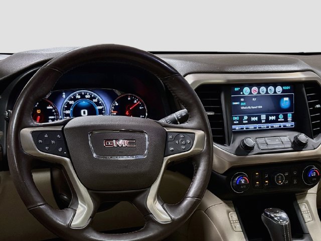 Used 2017 GMC Acadia Denali w/ Technology Package AWD/4WD image 19