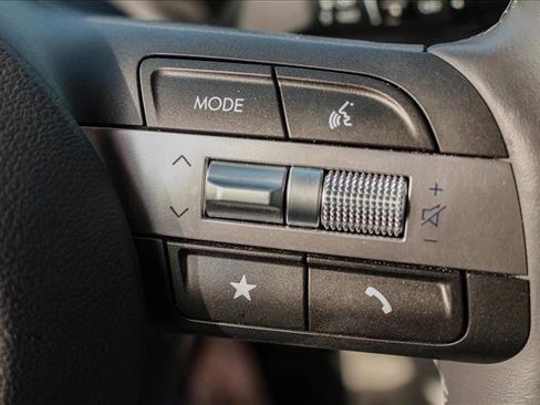 Certified 2025 Hyundai Kona SEL image 16