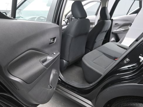 Certified 2025 Nissan Kicks Play S image 12