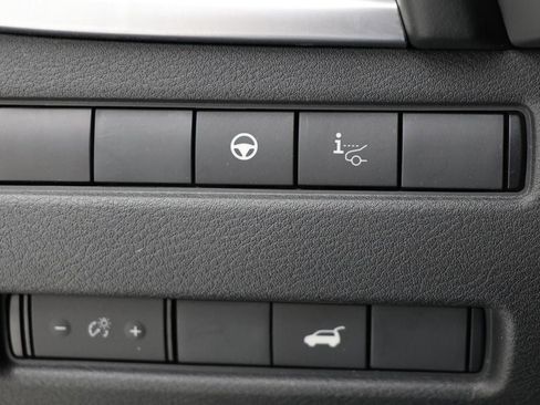 Used 2023 Nissan Rogue Platinum w/ Platinum Premium Package image 30