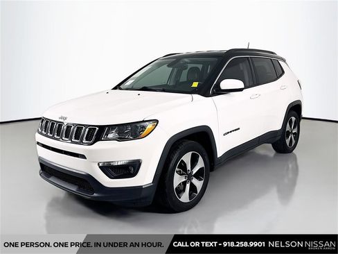 Used 2018 Jeep Compass Latitude w/ Popular Equipment Group image 1