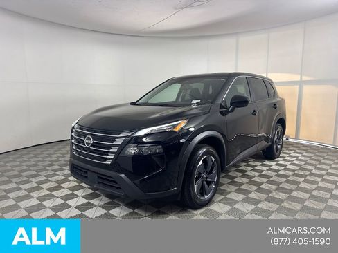 Used 2025 Nissan Rogue SV image 1