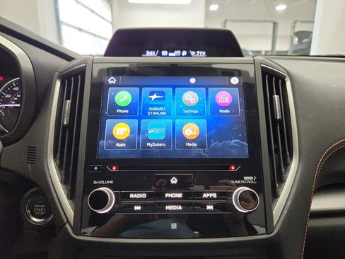 Used 2020 Subaru Crosstrek 2.0i Limited w/ Moonroof Package image 18