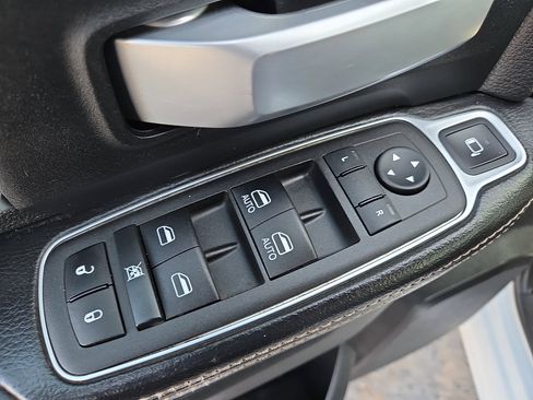 Used 2024 RAM 3500 SLT w/ Quick Order Package 2YG SLT image 14