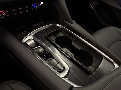 Used 2024 Buick Enclave Premium image 58