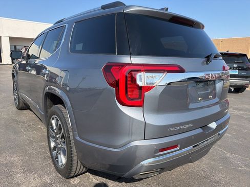 Used 2020 GMC Acadia Denali w/ Denali Ultimate Package image 3