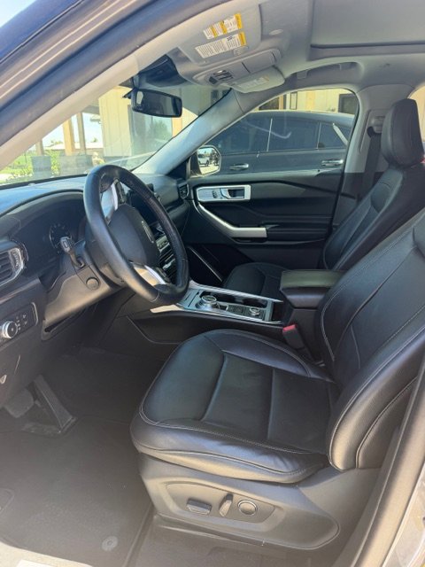 Certified 2021 Ford Explorer Limited w/ Hybrid Equipment Group 310A AWD/4WD image 5