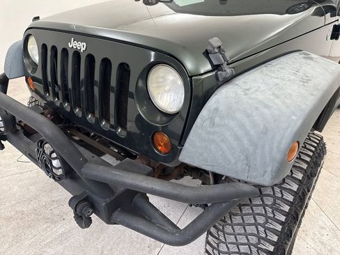 Used 2011 Jeep Wrangler Unlimited Sport image 12